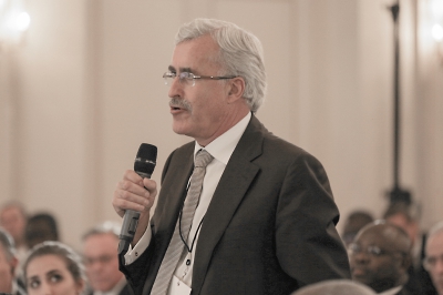 Rolf Kehlhofer, président d’Energy Consulting au 9ème forum EMA Invest à Genève, le 3 octobre 2013